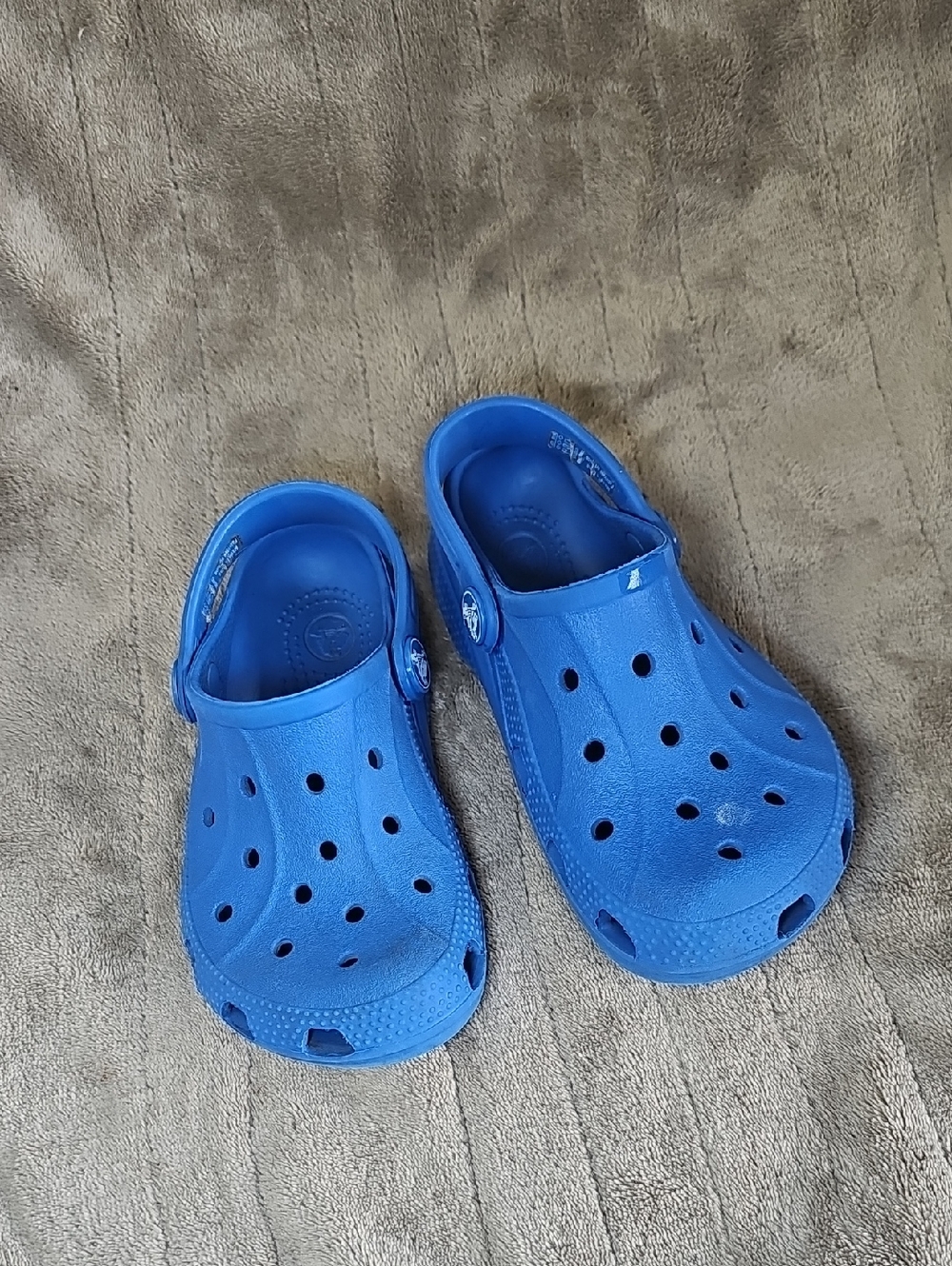 CROCS Kids Sky Blue Classic Clog with Heel Strap